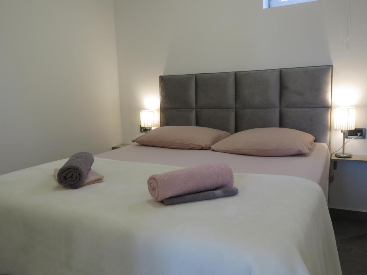 Nevera Apartment ムリニ エクステリア 写真