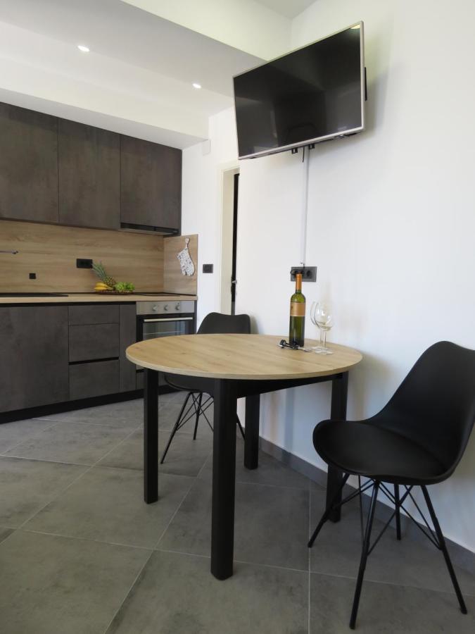 Nevera Apartment ムリニ エクステリア 写真